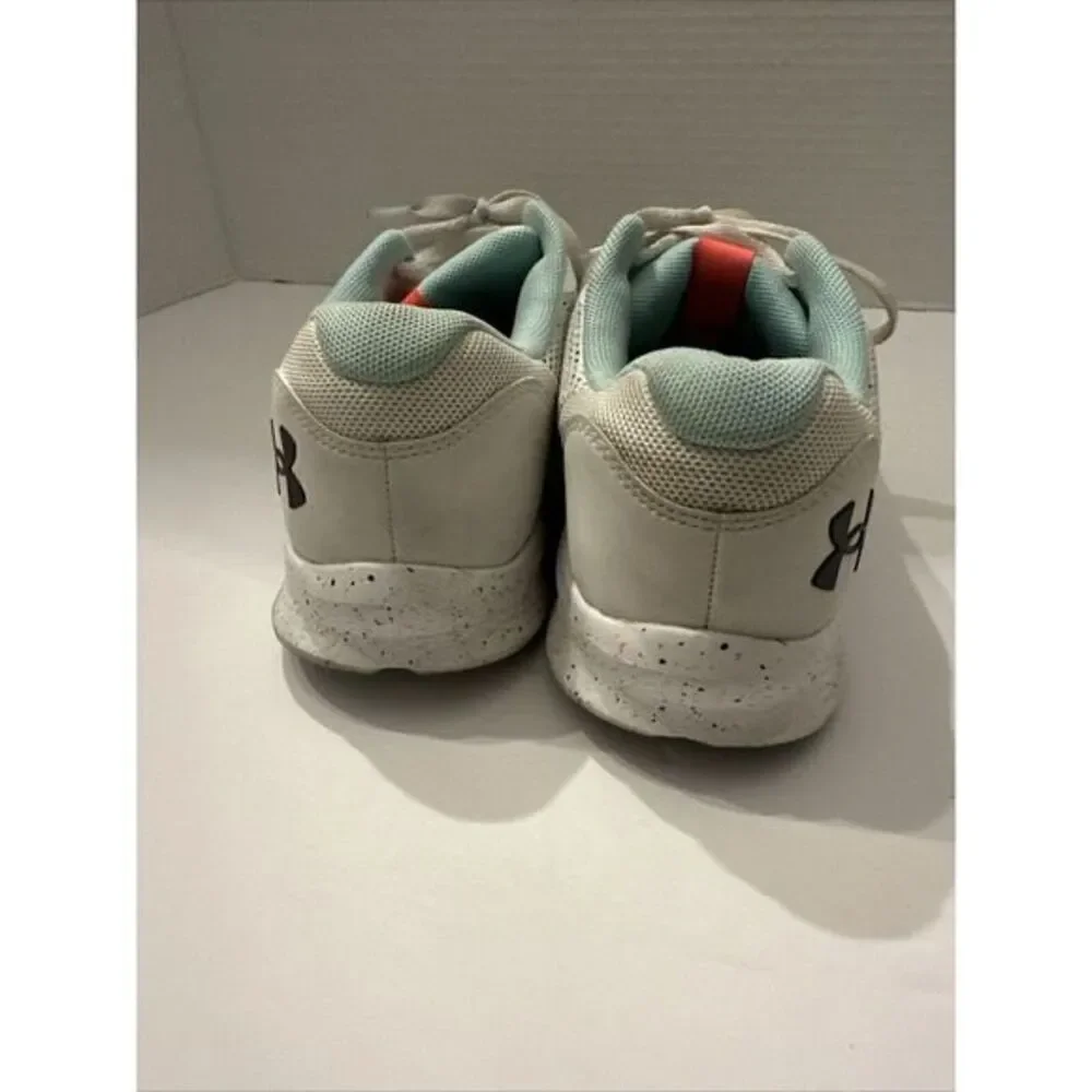 Under Armour  Shoes Womens Athletic Sneakers Cream:White Sz 9 EUC‎